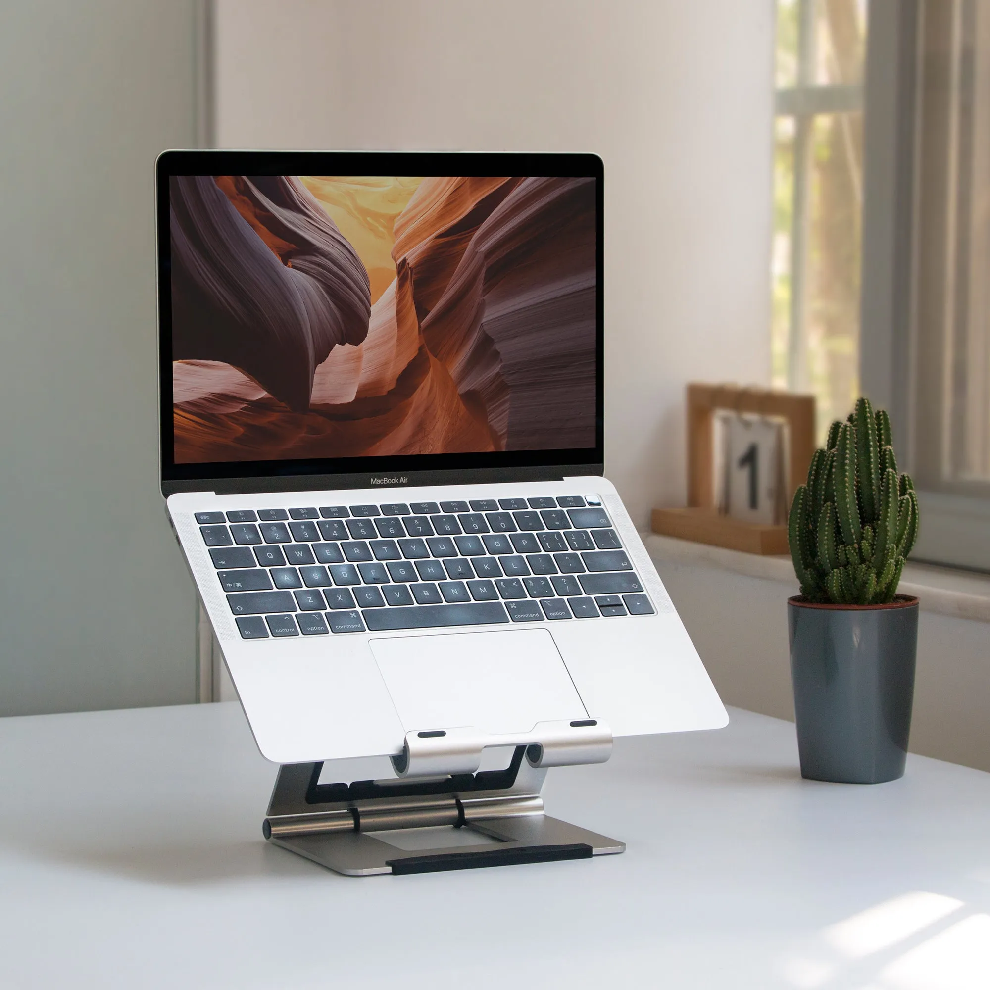 Rmour stand - Foldable Laptop and Tablet Stand